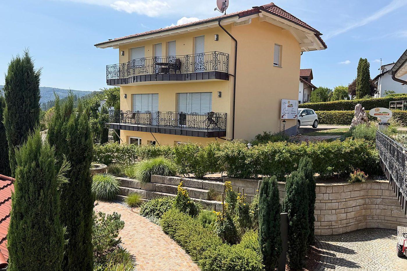 Nachher: Terrassengarten