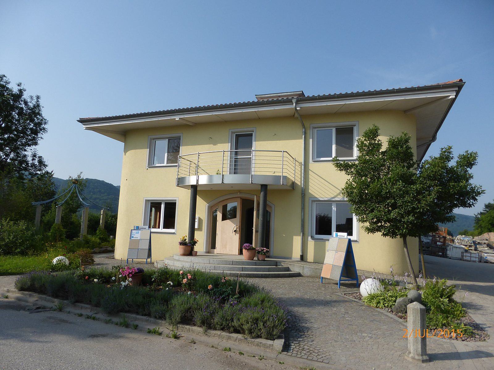 Unser Bürogebäude in der Schwarzbachstraße in Grießen
