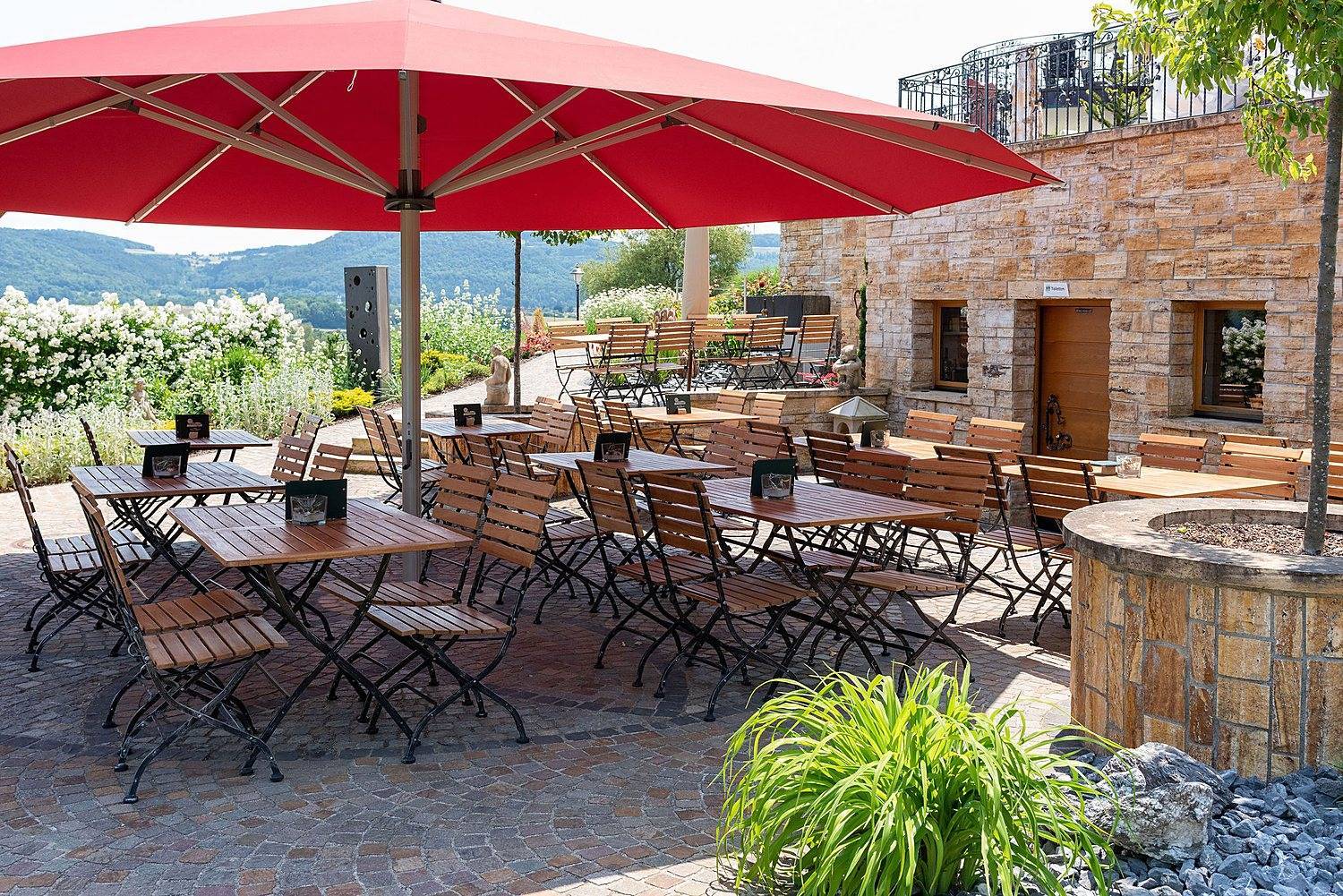 Café Klettgaublick – Terrasse im Sommergarten